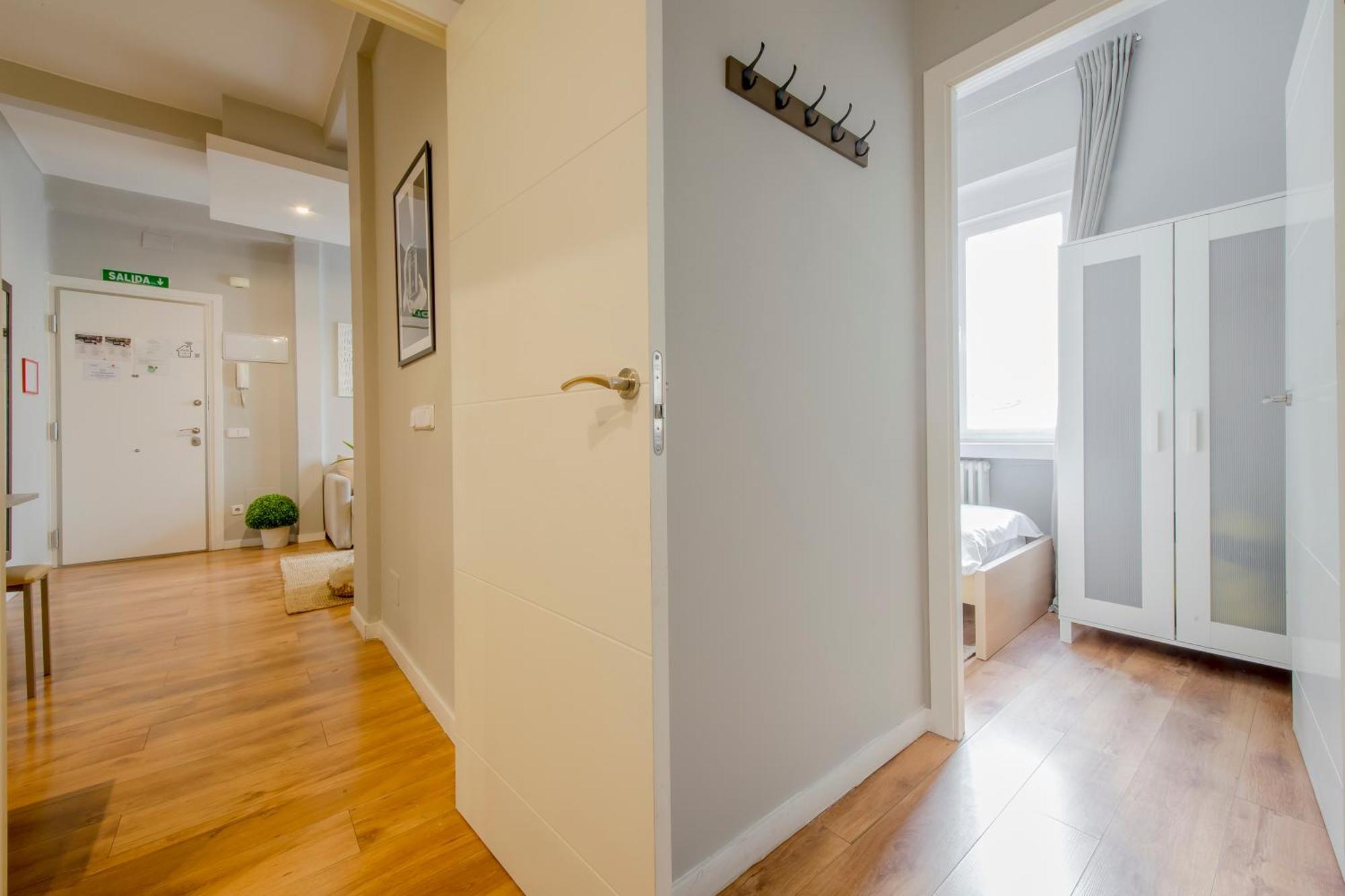 Excelente Piso De 3 Habitaciones En La Latina-Centro Madrid Exteriér fotografie