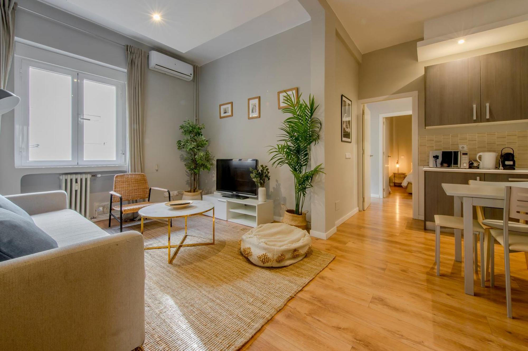 Excelente Piso De 3 Habitaciones En La Latina-Centro Madrid Exteriér fotografie