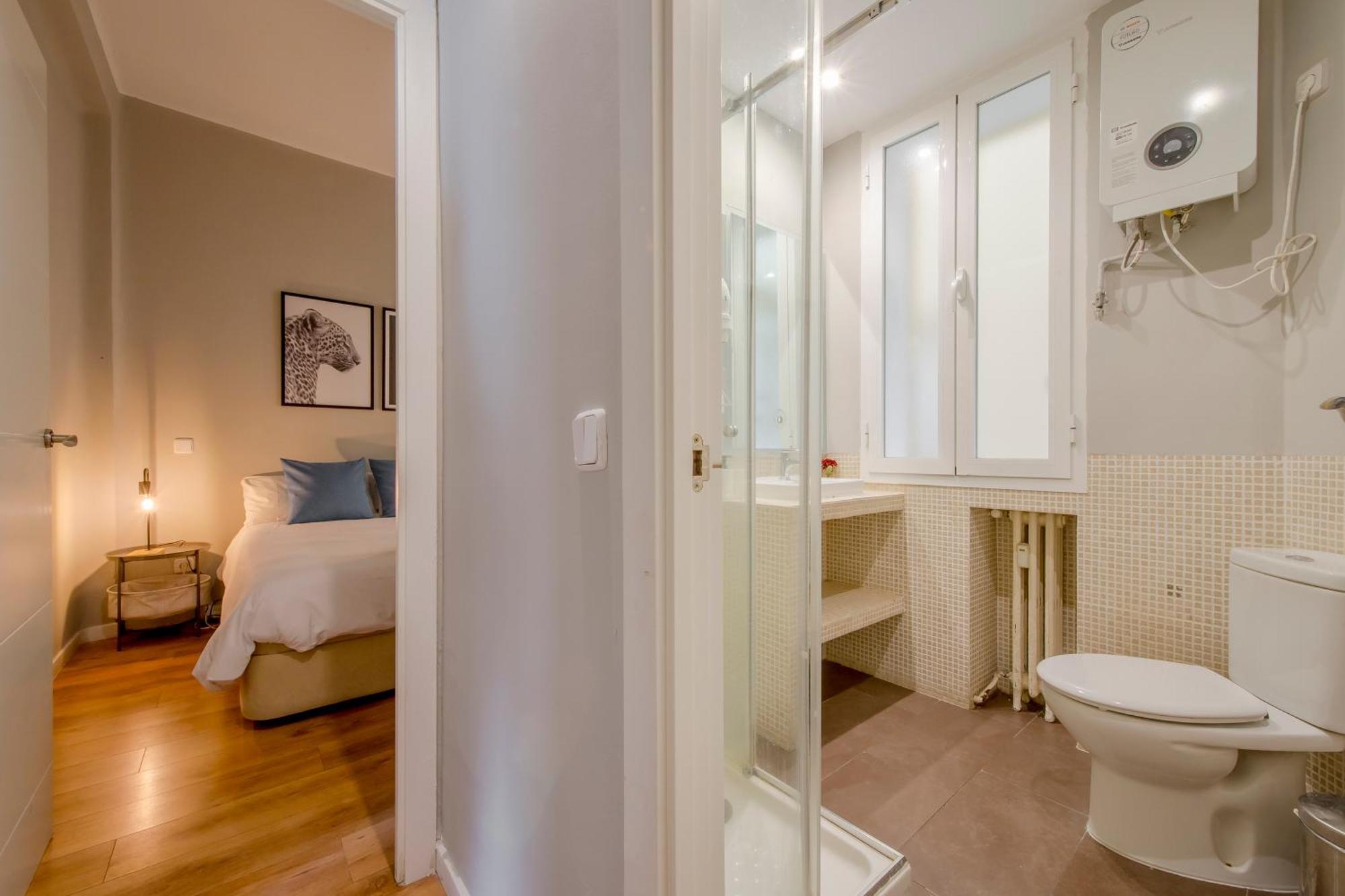 Excelente Piso De 3 Habitaciones En La Latina-Centro Madrid Exteriér fotografie